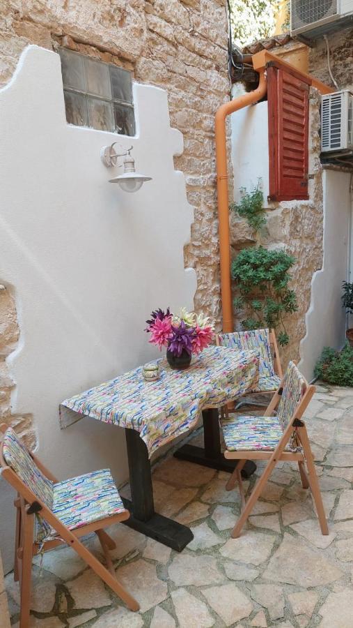 Studio With Garden In Rovinj Luaran gambar